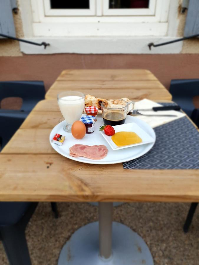 Bed and Breakfast Au Bol D'Air Saint-Appolinaire  Zewnętrze zdjęcie